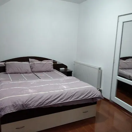 Apartament 5 Cu Balcon Plaja 5 Minute Nucilor 6 Costineşti